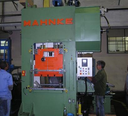 Mahnke 150t